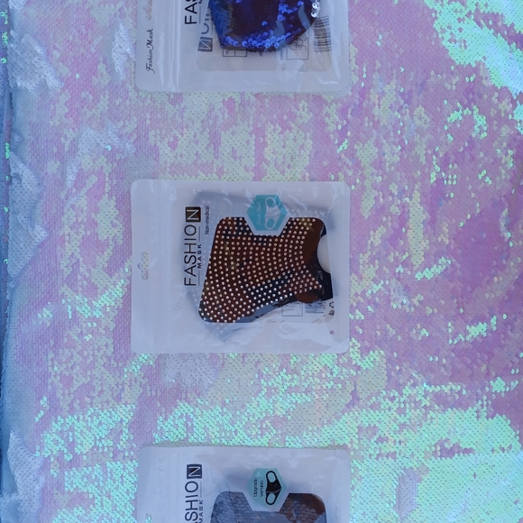 Sequence * Face Mask * - Picture 5 of 7